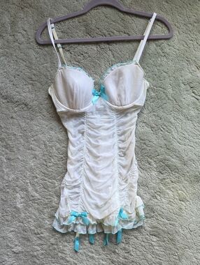NWOT Victoria's Secret White Chemise with Aqua Trim and Bows